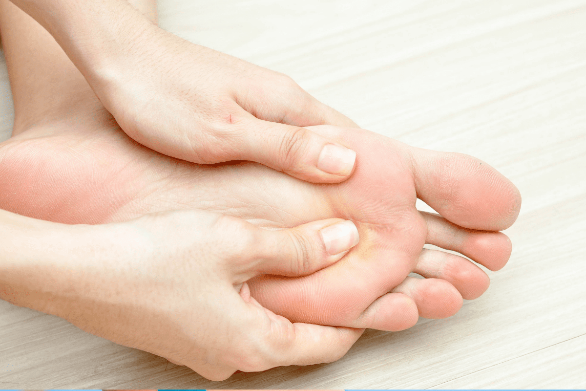 Dolor en los pies al caminar: causas y soluciones efectivas